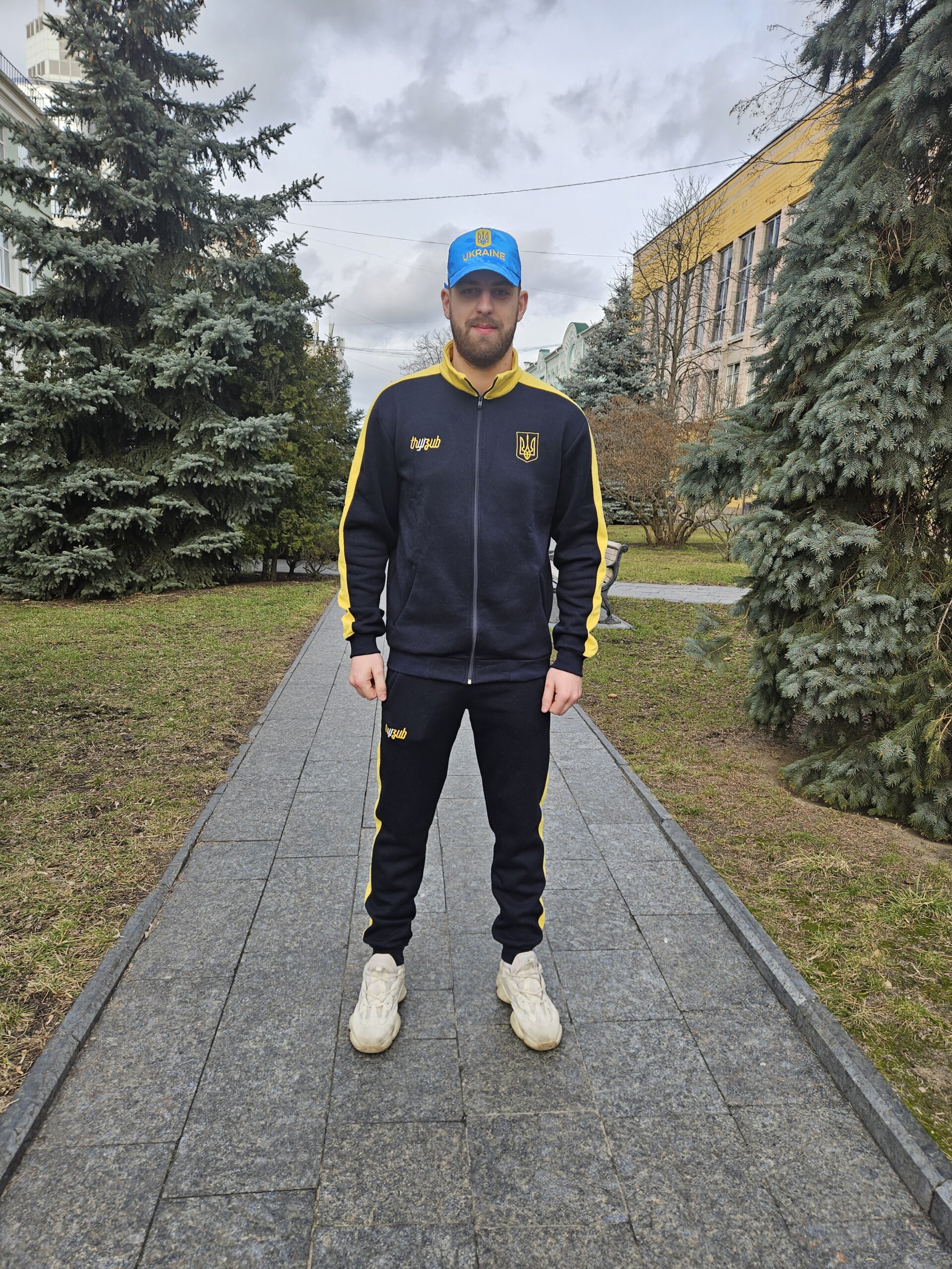 Спортивний костюм 